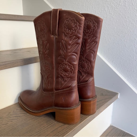 NWOB Frye Free People Kate Deco Stich Embroidered Stitch Boots in Auburn Brown - Picture 6 of 9
